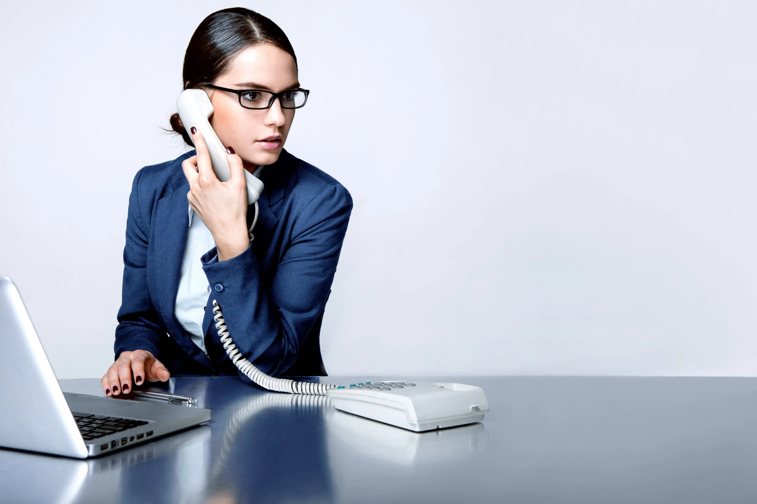 Masaje Recepcionista dedicado para ayudar durante todo el proceso y facilitarlo tanto a usted como al terapeuta.